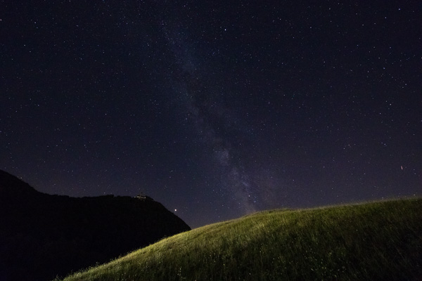 Nacht und blaue Stunde auf der Alb
